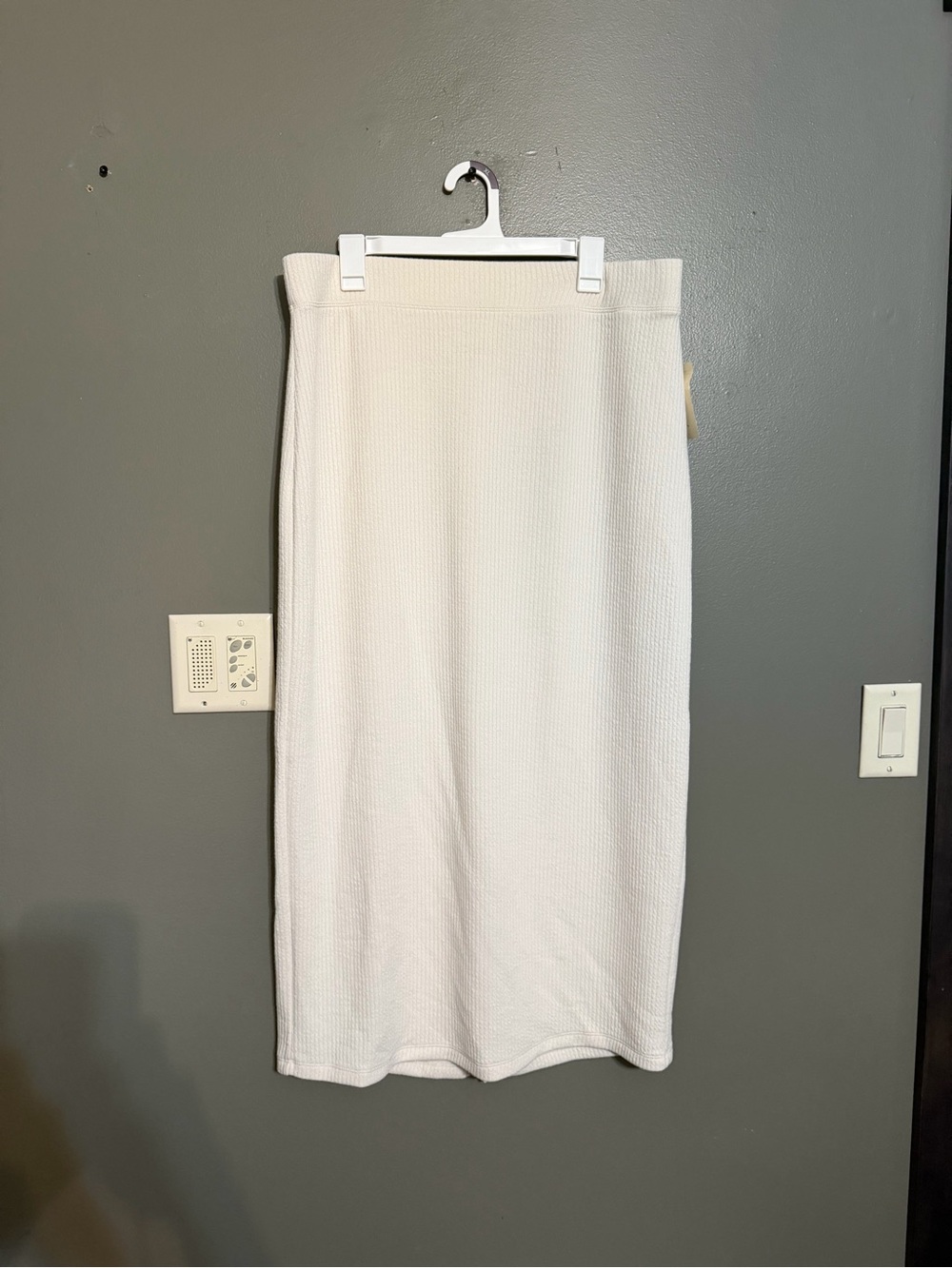 NWT Universal Thread Cream Ribbed Midi Skirt Size XL